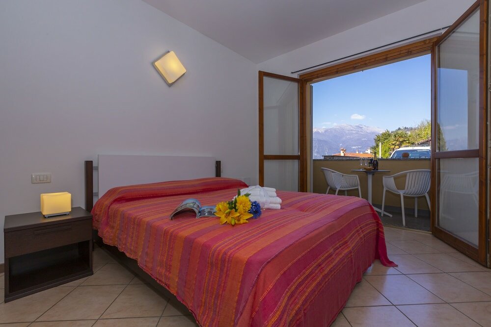 Фото Fontana Del Lago Apt. 13