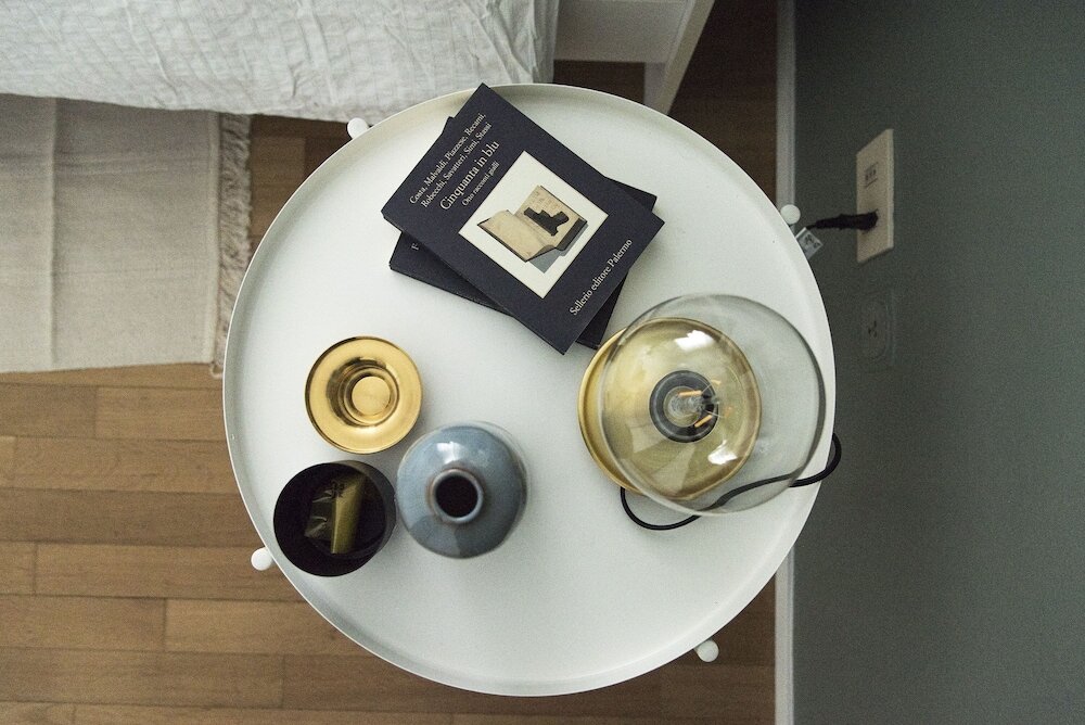 Фото Sweet Flat near Metro Stop