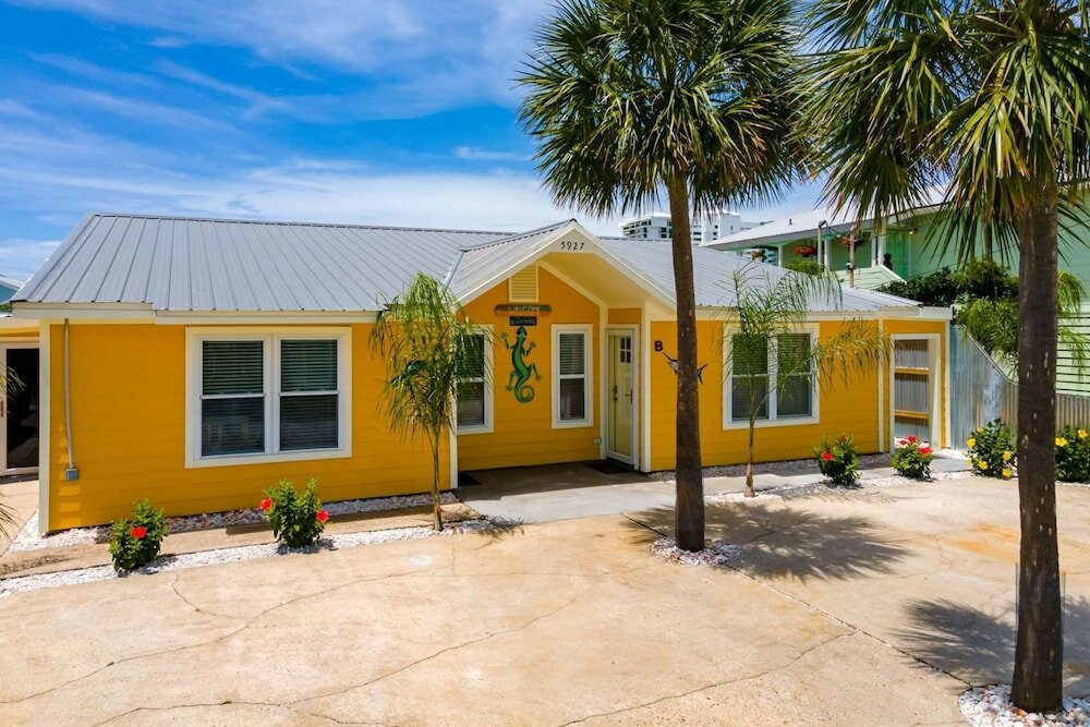 Фото Sunset Escapes B