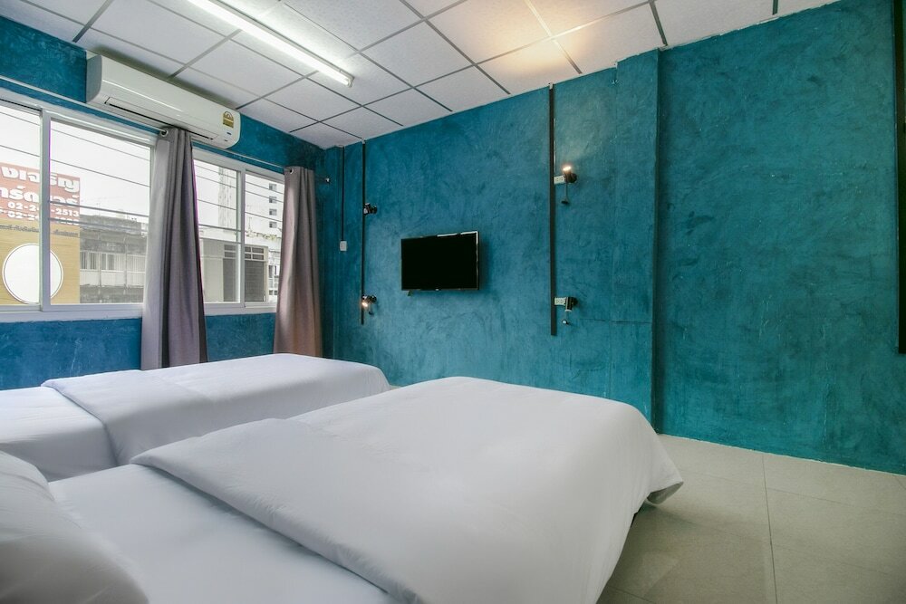 Фото Oyo 1158 Thestaycafe Hostel