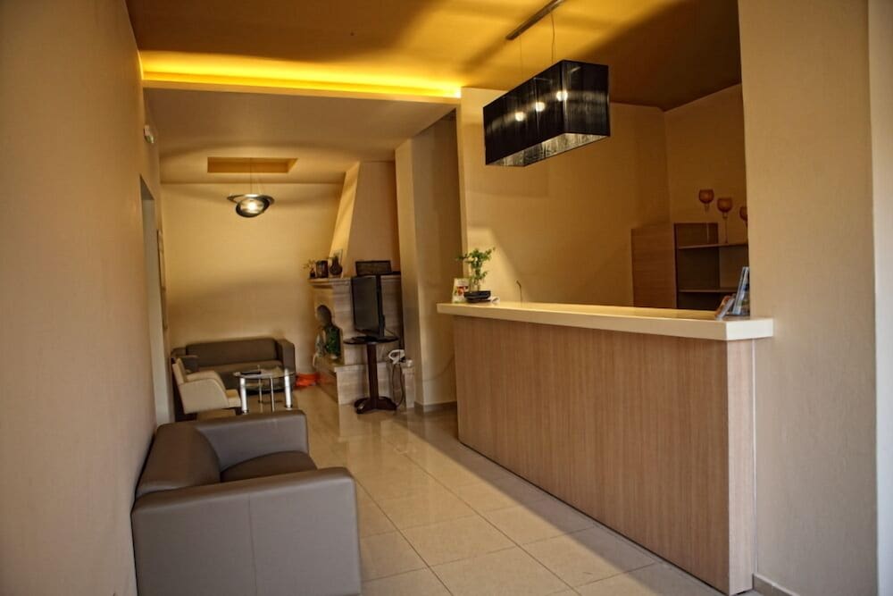 Фото Niriides Beach Hotel