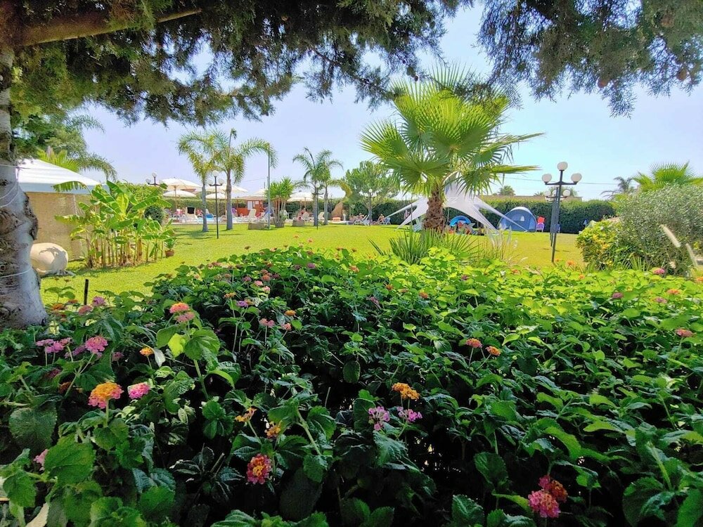 Фото Camping Lilybeo Village