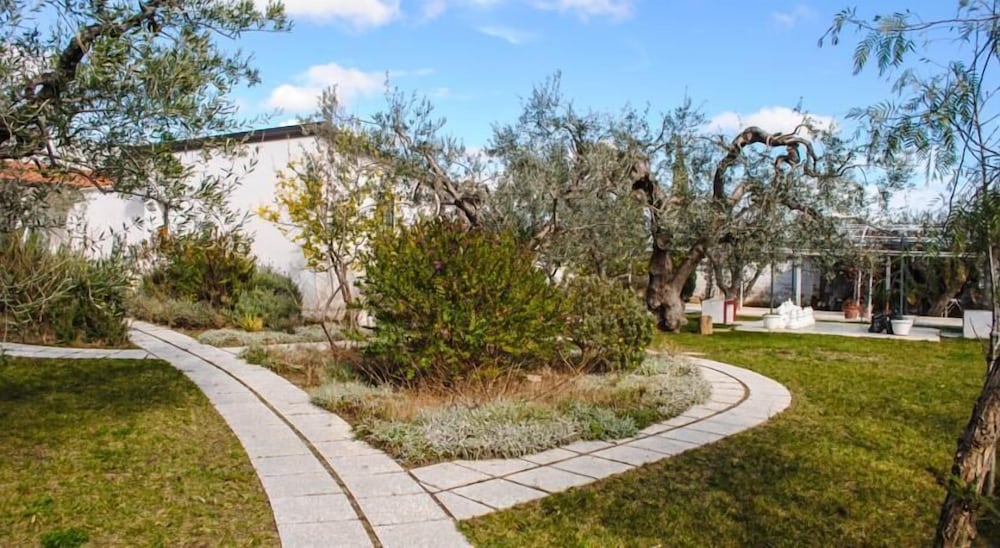 Фото Giardino Giamperduto Hotel