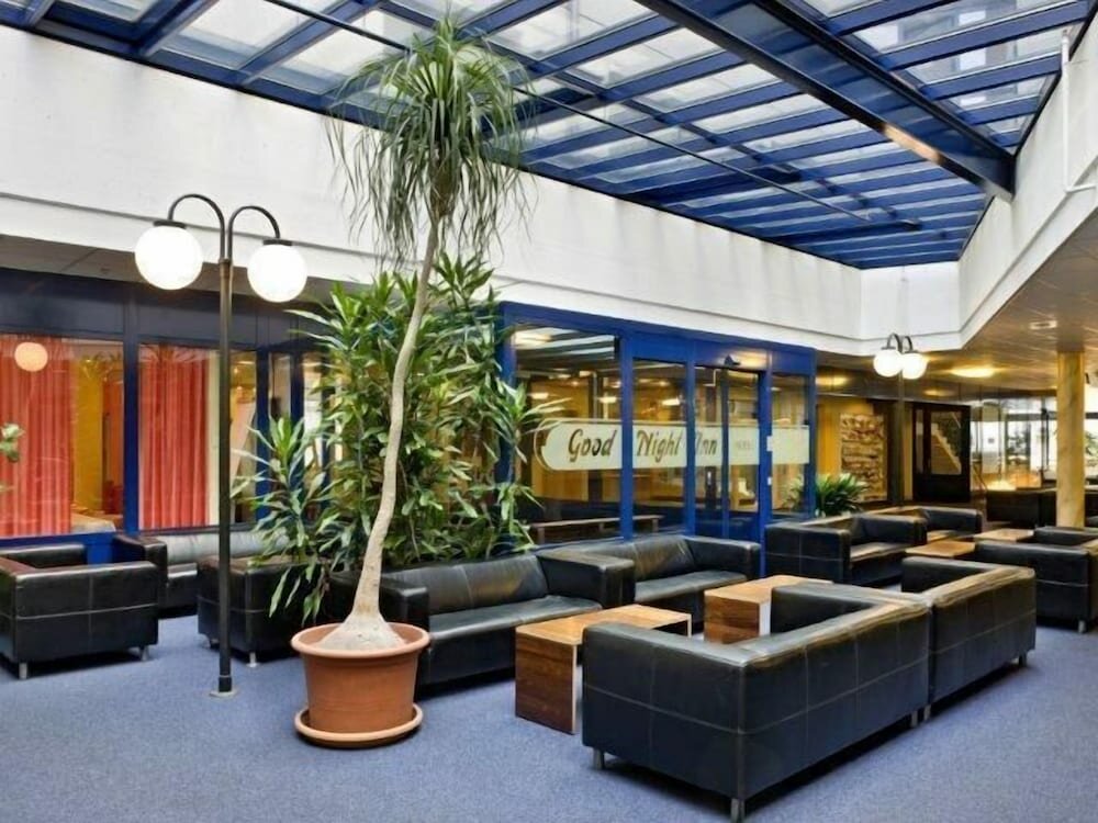 Hotel Good Night Inn, Brig, photo