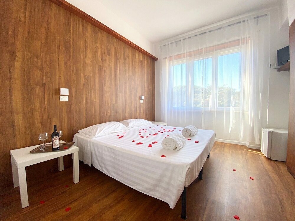 Фото Borghetto Hotel