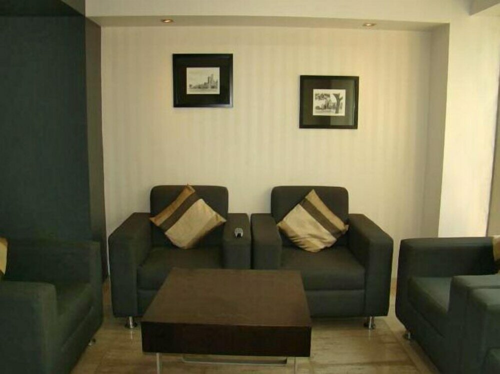 Фото Collection O 28825 Oriental Inn