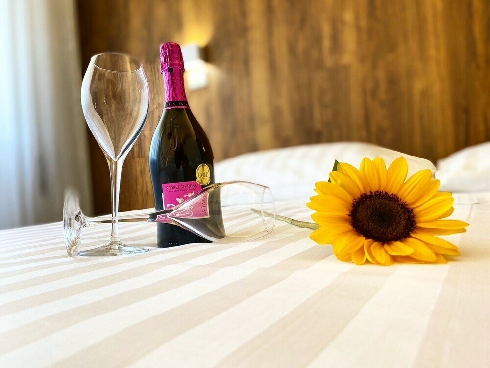 Фото Borghetto Hotel