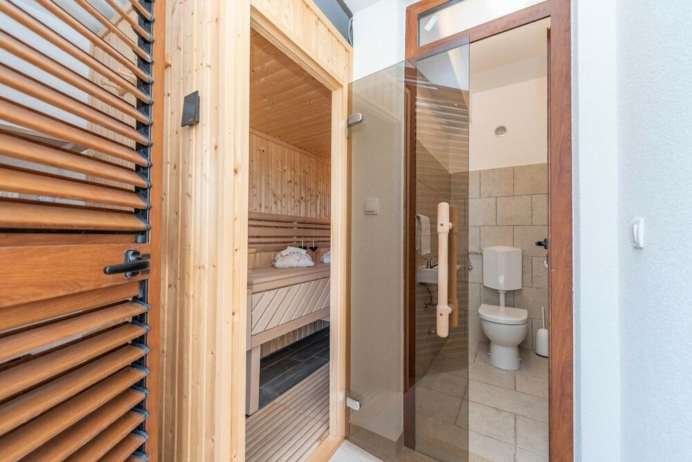 Фото Villa St. vid 3