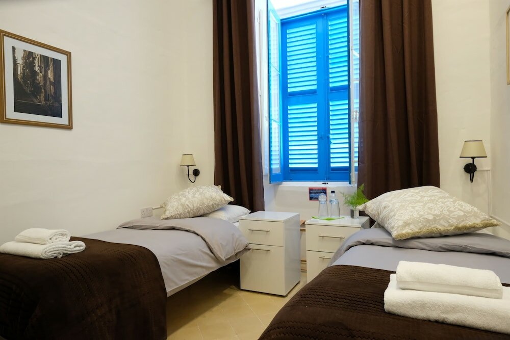 Фото The Maltese Sun