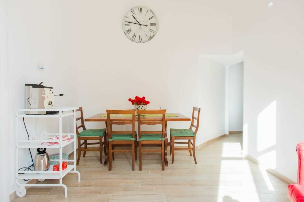 Фото In Napoli B&b