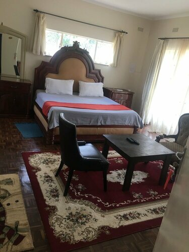 Гостиница Las Palmas Guest House в Хараре