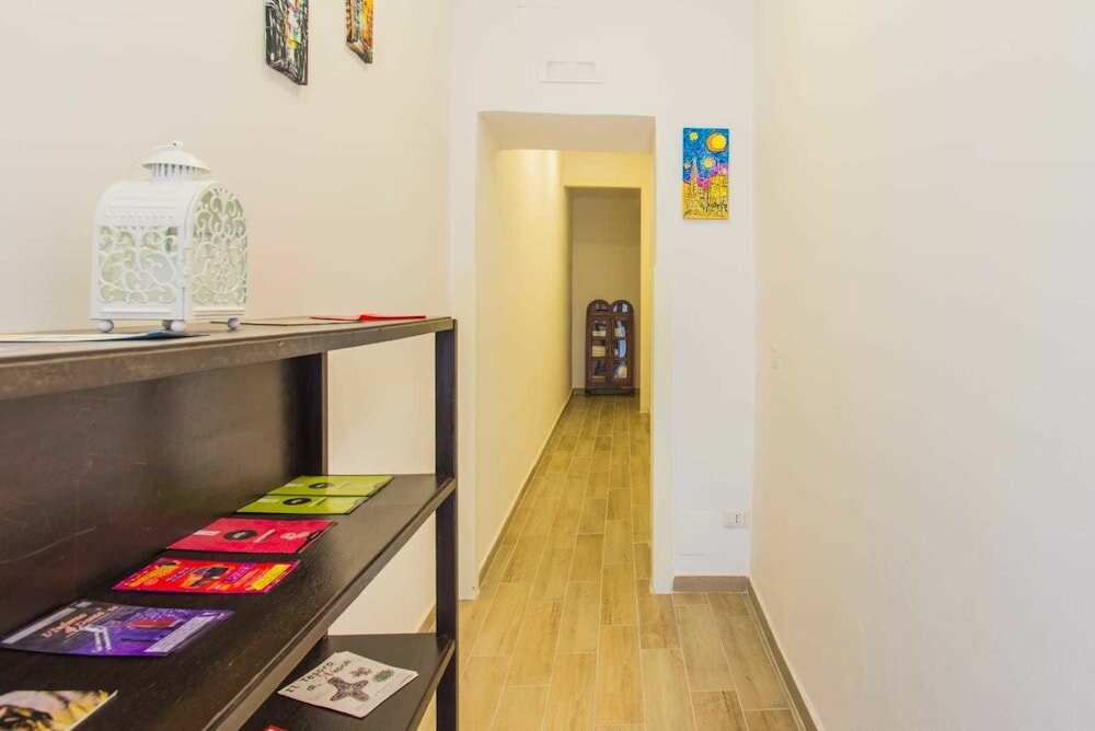 Фото In Napoli B&b