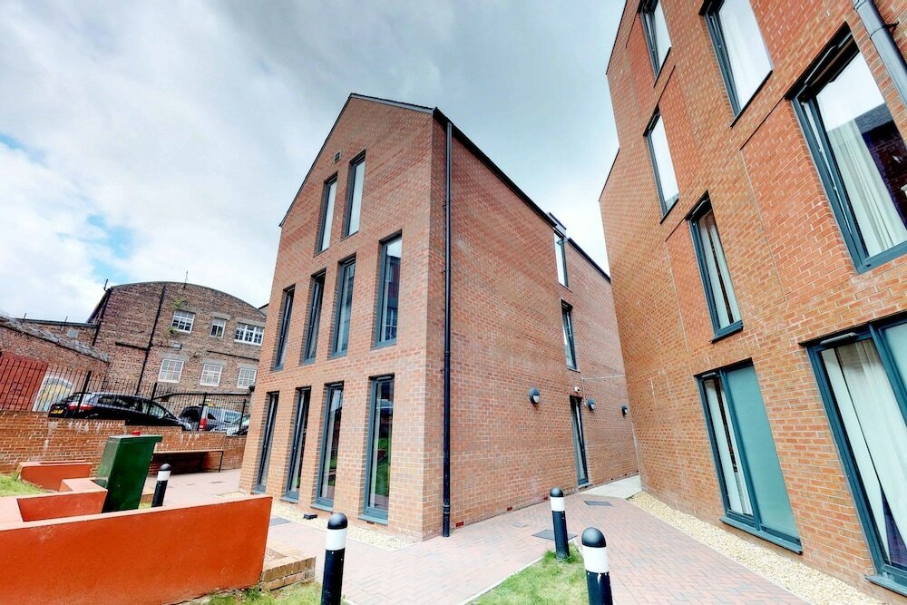 Фото 166919390004