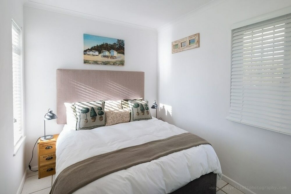 Фото Watercolours Studios