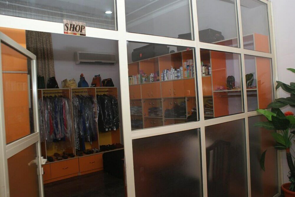 Фото Marvel Hotel Suites