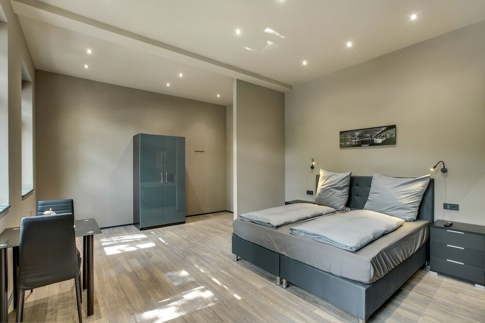 Фото LiRo Apartments