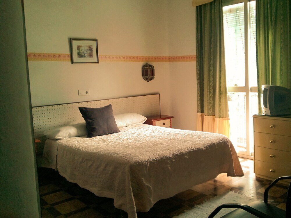 Фото Hostal Escandinavia