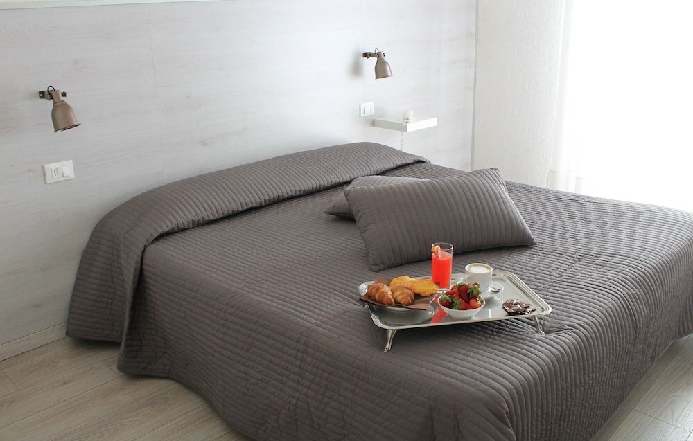 Фото Hotel Alba sul Mare