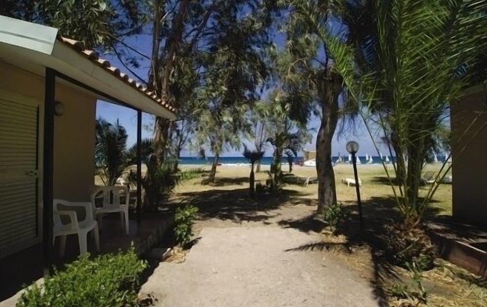 Фото Villaggio Simenzaru