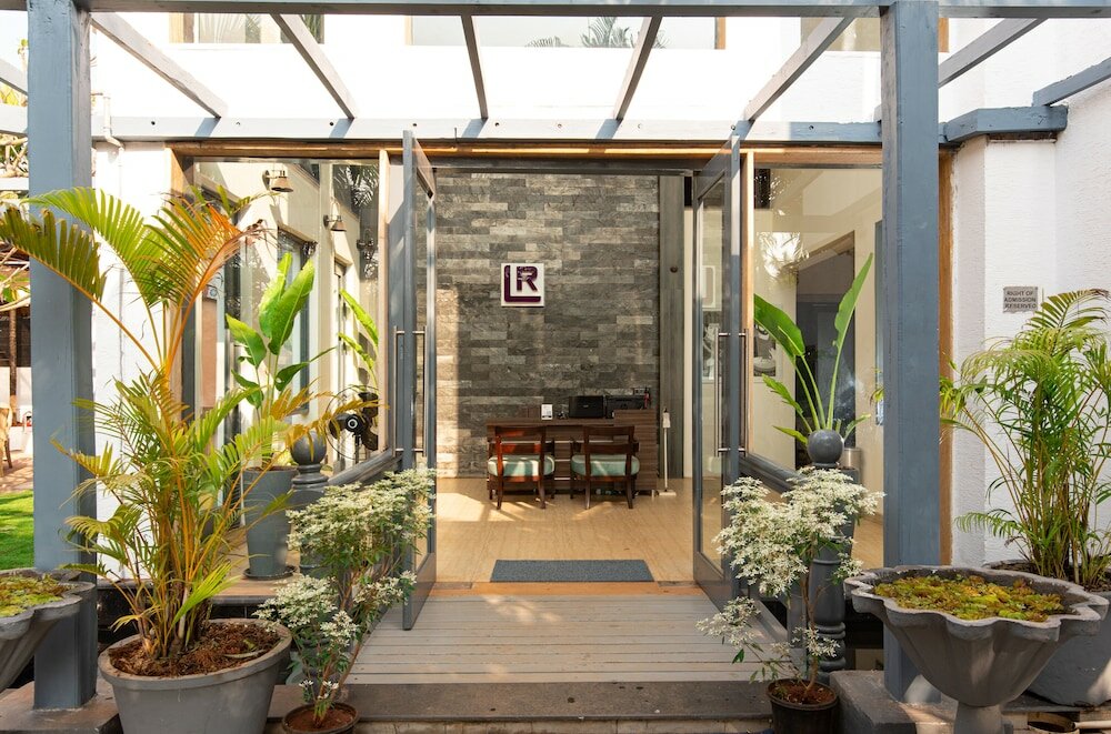 Фото Living Room by Seasons Hotels