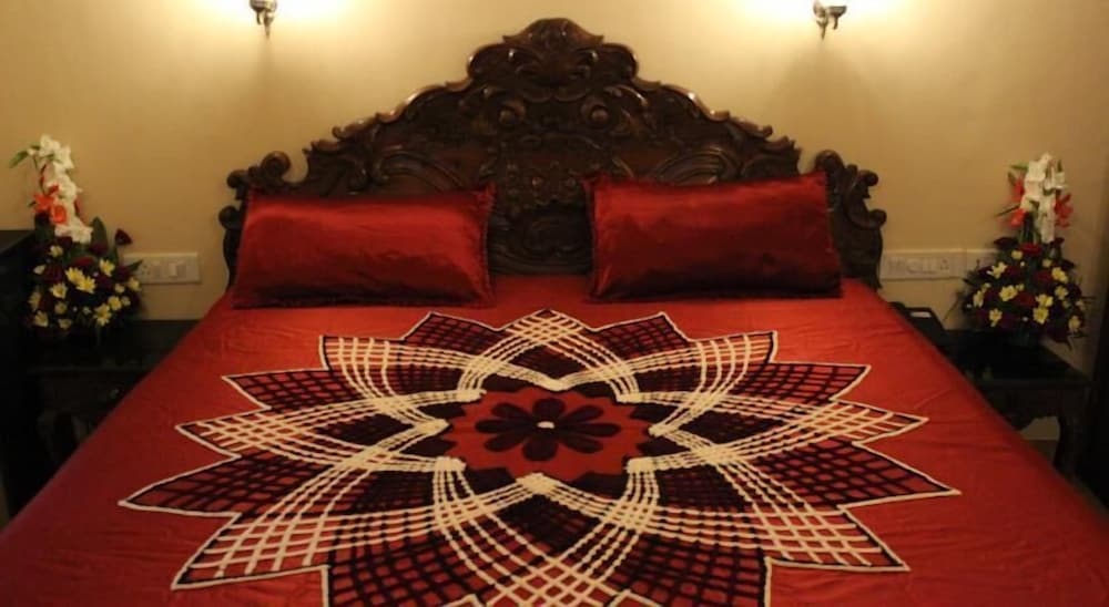 Фото Mayflower Beach Resort