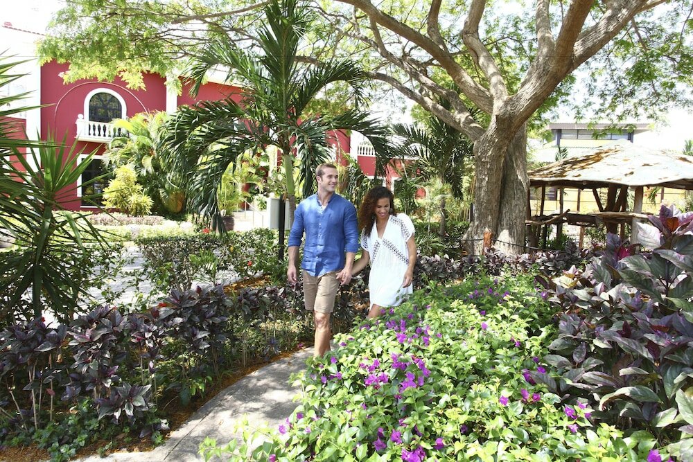 Фото Select Club at Sandos Caracol All Inclusive - Adults Only Area