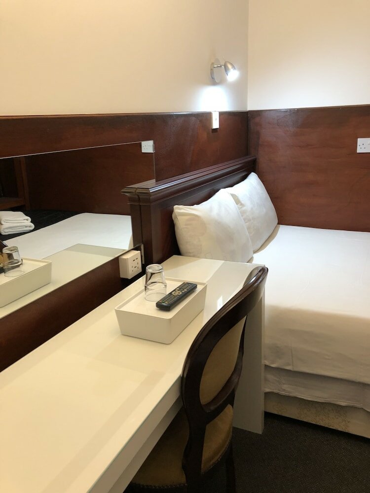 Фото Plaza London Hotel