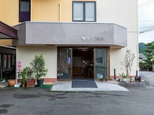 Гостиница Business Hotel Kameya в Вакаяме