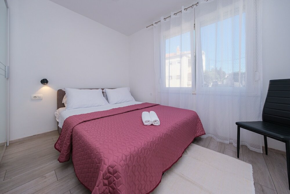 Фото Split City Apartment