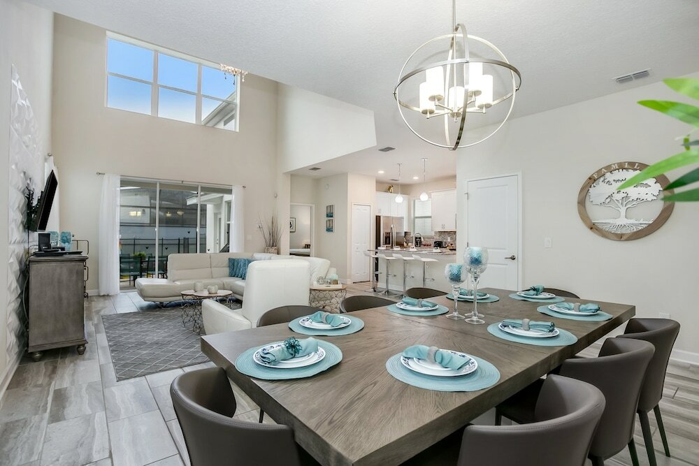 Фото 5 Bed 4 Ba Villa with Game Room, Pool & SPA