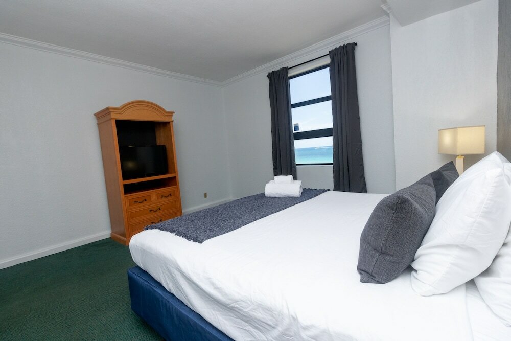 Фото 629 Ocean View Hollywood Beach