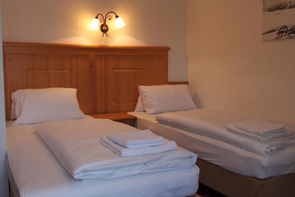 Фото Hotel Garni Dorfblick