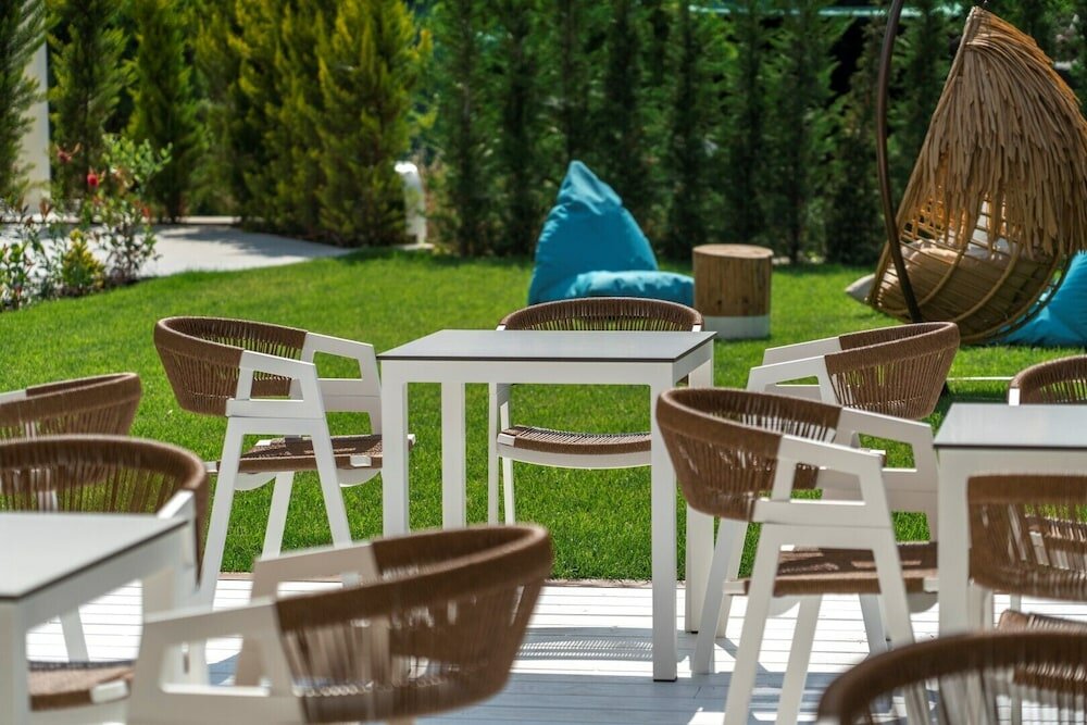 Фото Mirablue Luxury Residences