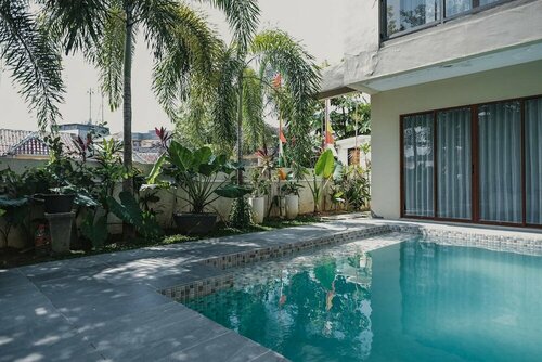 RedDoorz Premium @ Permata Baloi Green