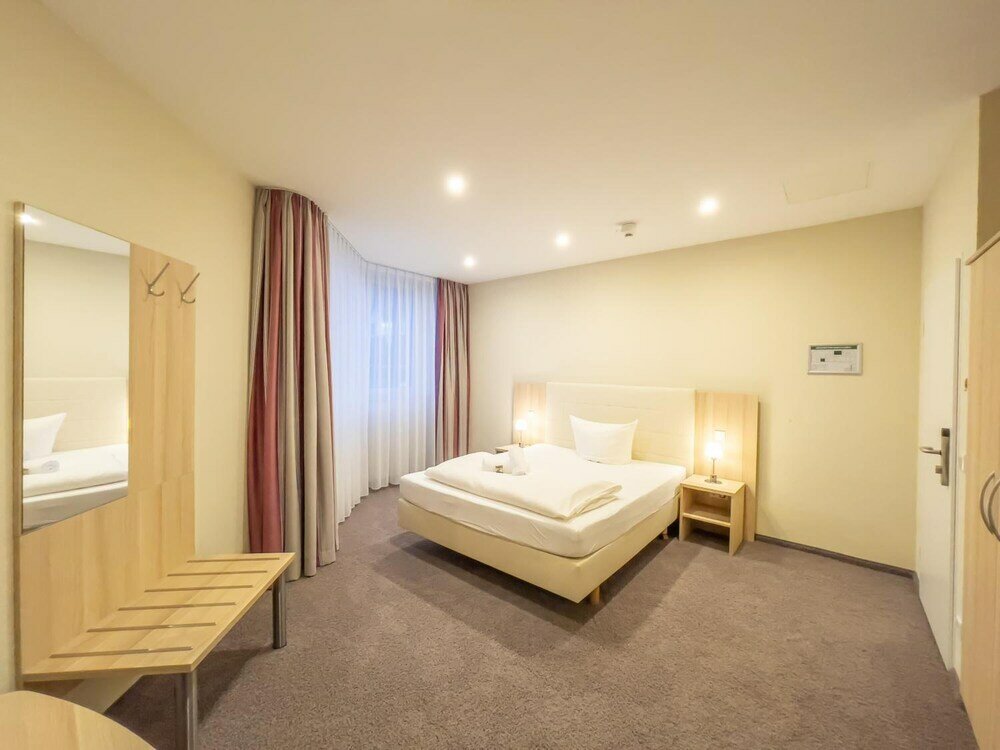 Фото Siebenschläfer am Wasserturm