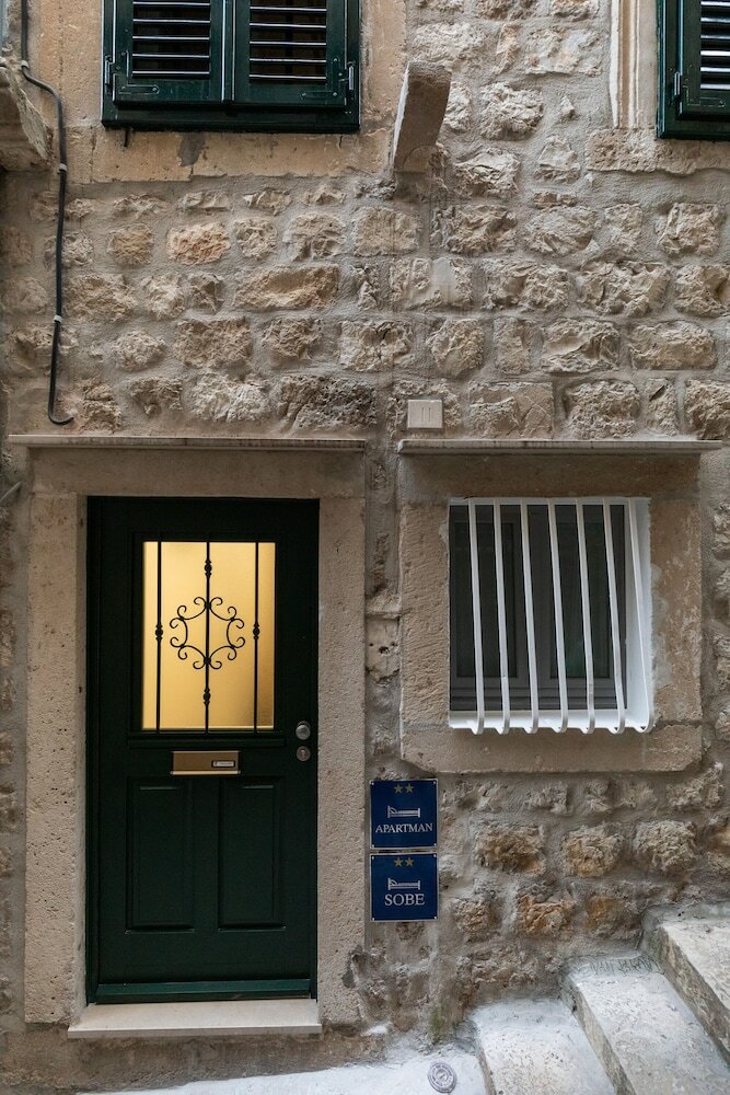 Фото Lausion Apartments