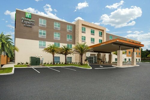 Гостиница Holiday Inn Express And Suites Deland South, an Ihg Hotel