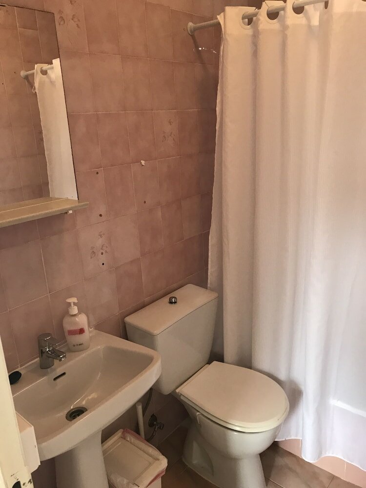 Фото Hostal Restaurante Tarín