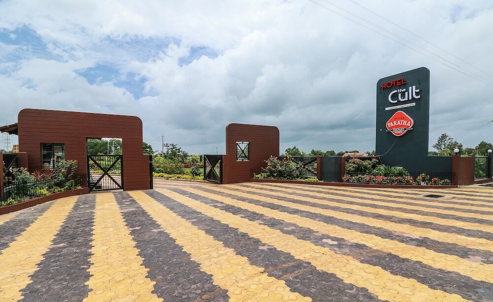 Фото Hotel The Cult