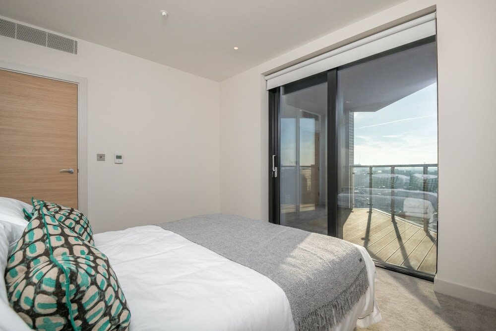 Фото Deluxe Victoria Home close to Buckingham Palace