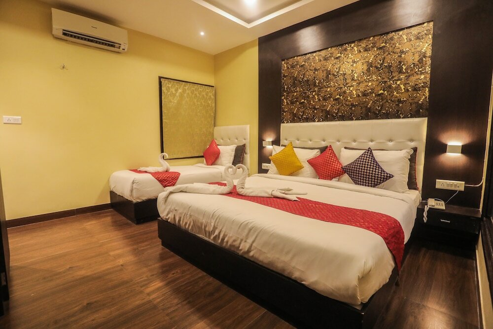 Фото Hotel Grand Bhagwat
