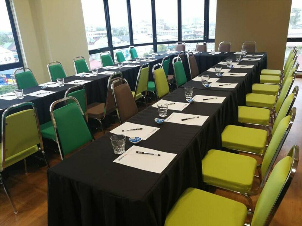 Фото Отель Roxy Hotel and Apartments