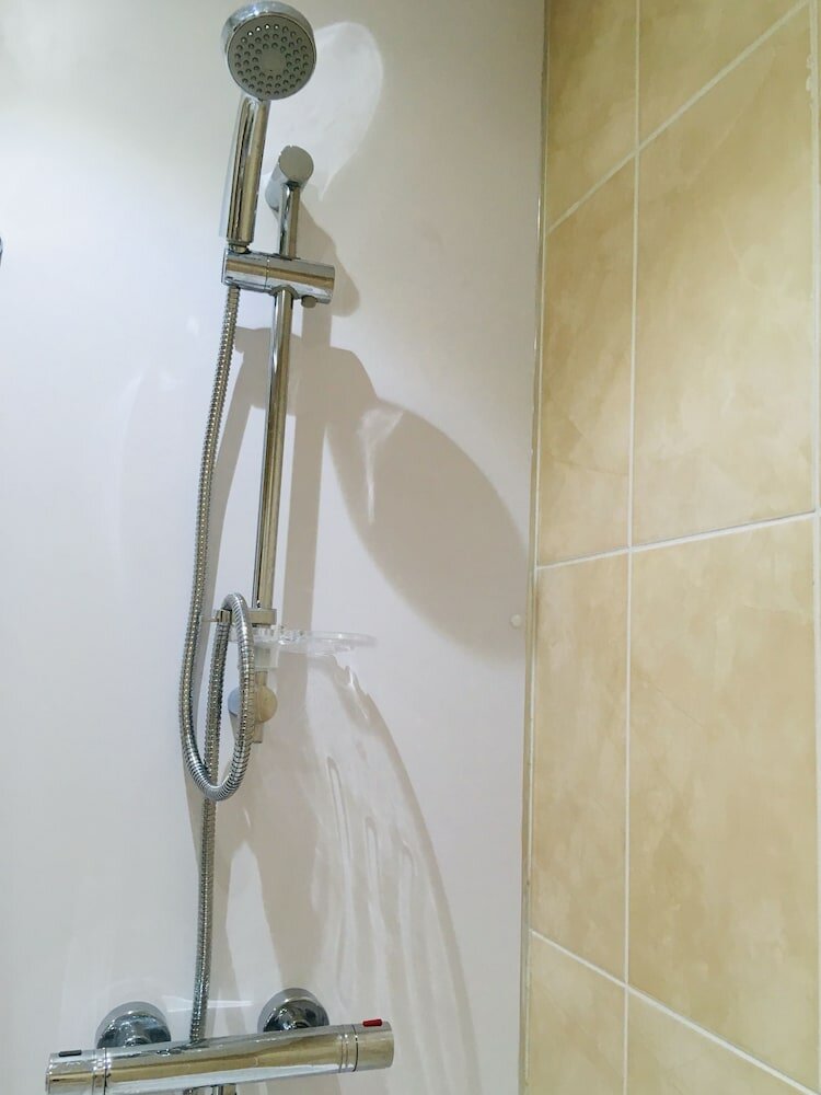 Фото Willows-Cardiff Guest House