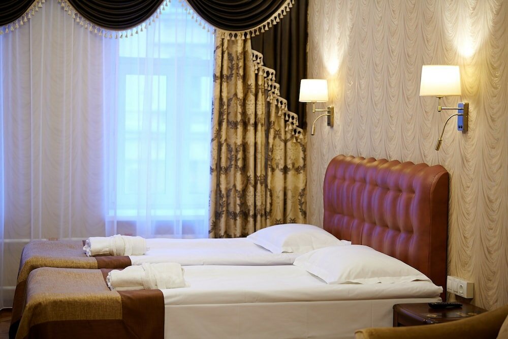 Фото Реверанс