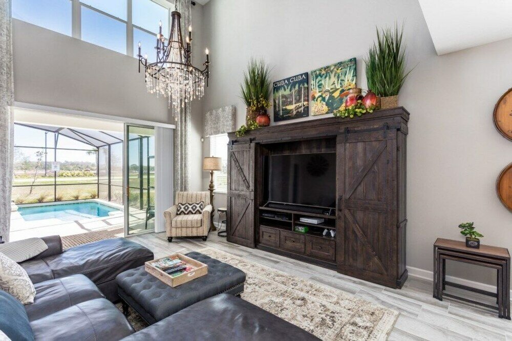 Фото 5br Pool Home in Storey Lake by Shv-4817