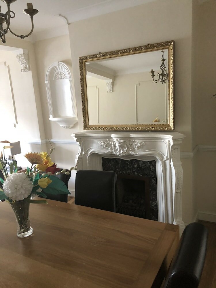 Фото The Rhinos 2