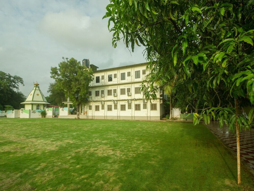 Фото Oyo 15999 Sahyadri Cottage