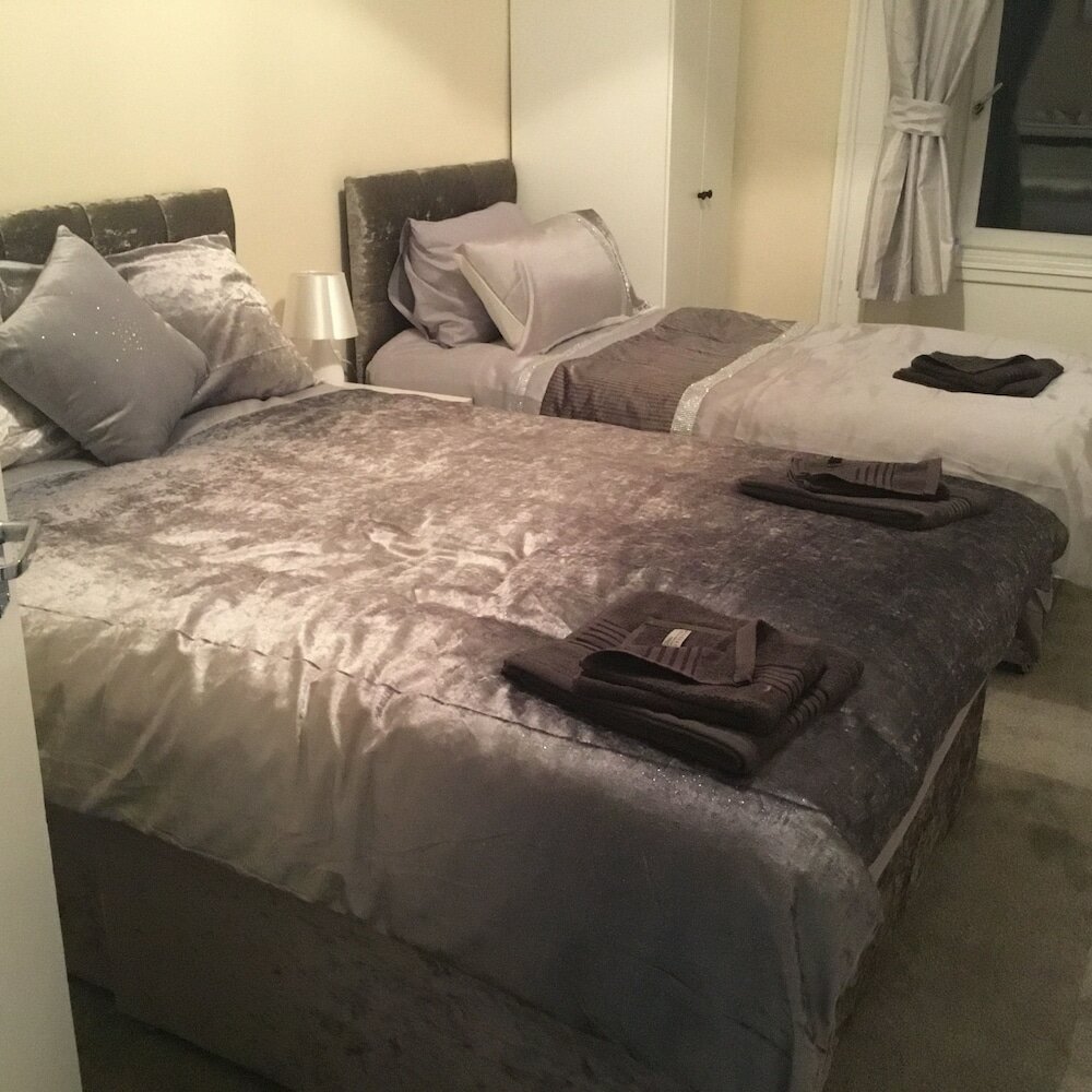 Фото Paisley central luxury Rooms & Apartment