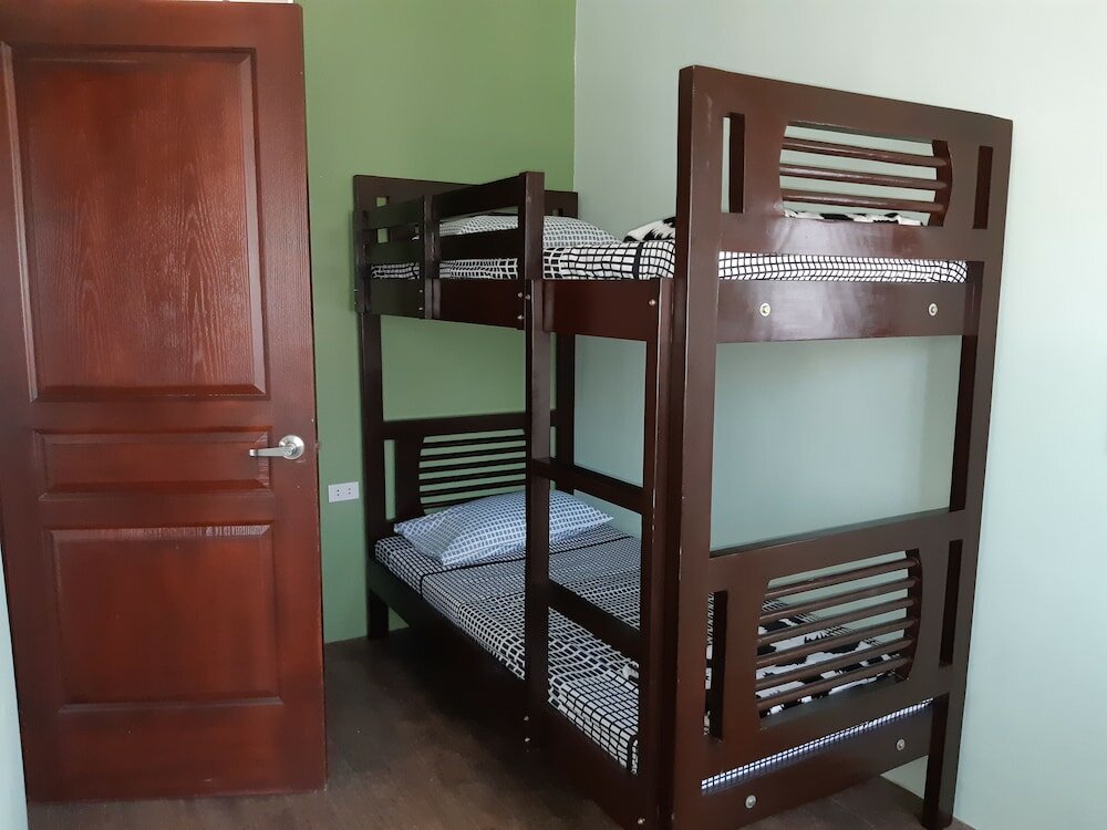 Фото Restful 3br Hillside Duplex