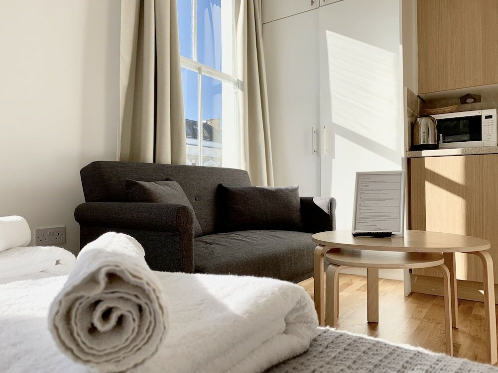 Фото Ifield Road